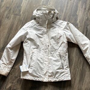 Columbia Women's Off-White Ski Jacket